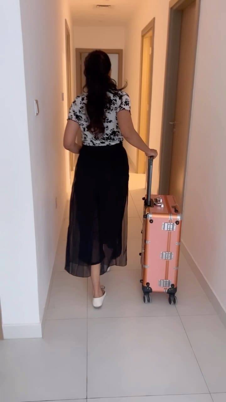 Post 9 by Makeup By Silha Sharan Riyaz on Instagram (video)