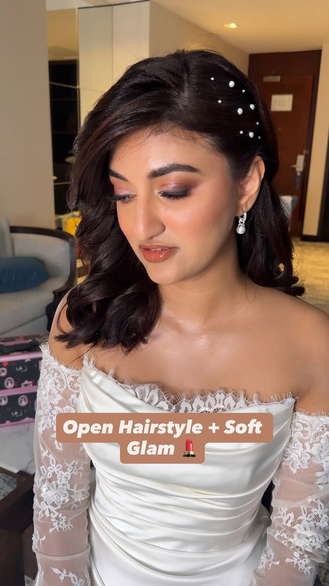 Post 4 by Makeup By Silha Sharan Riyaz on Instagram (video)