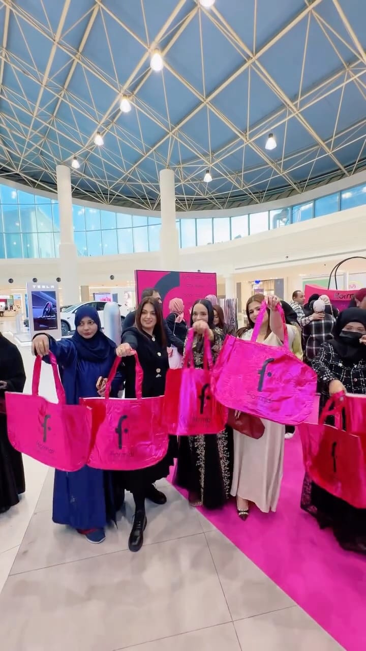 Post 2 by Zunaira Farhan on Instagram (video)