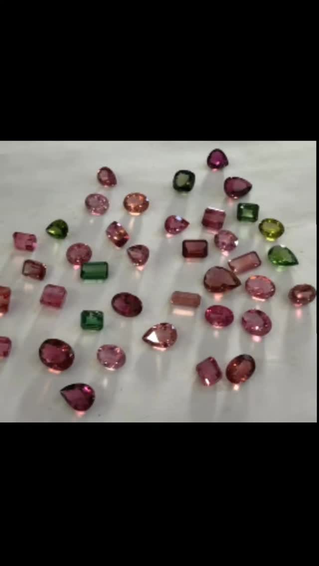 Post 3 by ROBERTO JEWELER   ❤🌞💎 on Instagram (video)