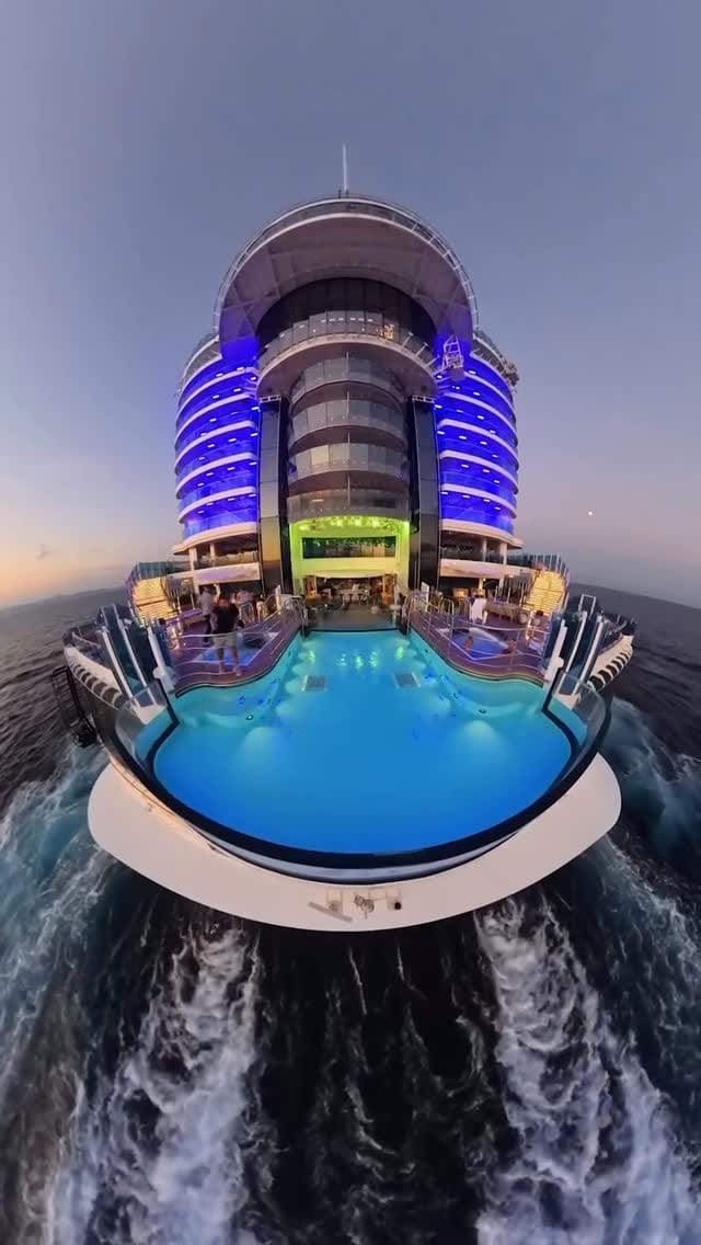 Post 5 by Cruise Earth on Instagram (video)