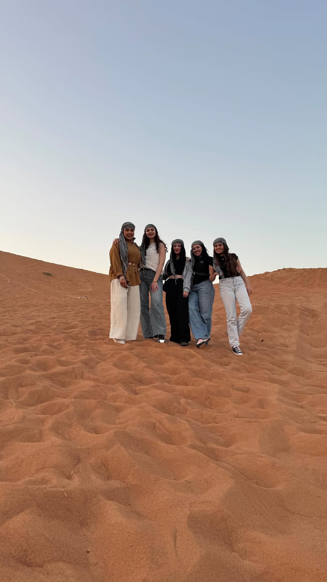 Post 1 by Hla Deeb | Makeup & Fashion model | Dubai on Instagram (video)
