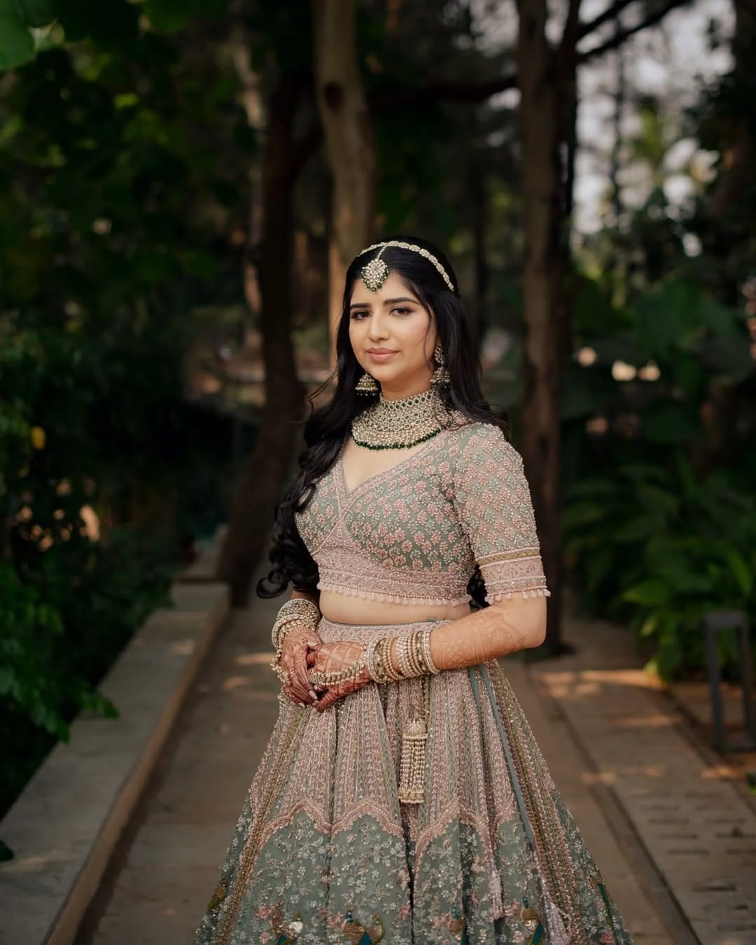 Post 1 by Twinkle Jain | Bridal Makeup Artist on Instagram (carousel)