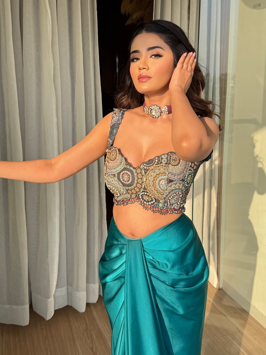 Post 6 by Twinkle Jain | Bridal Makeup Artist on Instagram (carousel)