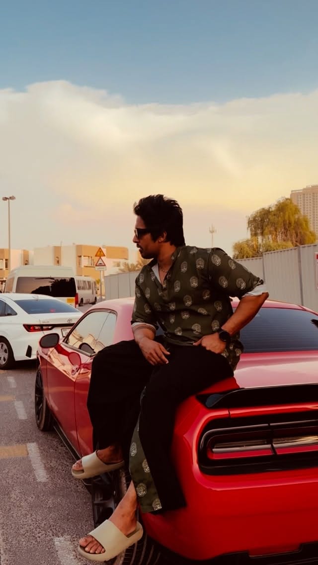 Post 1 by Sayanth Zaay on Instagram (video)