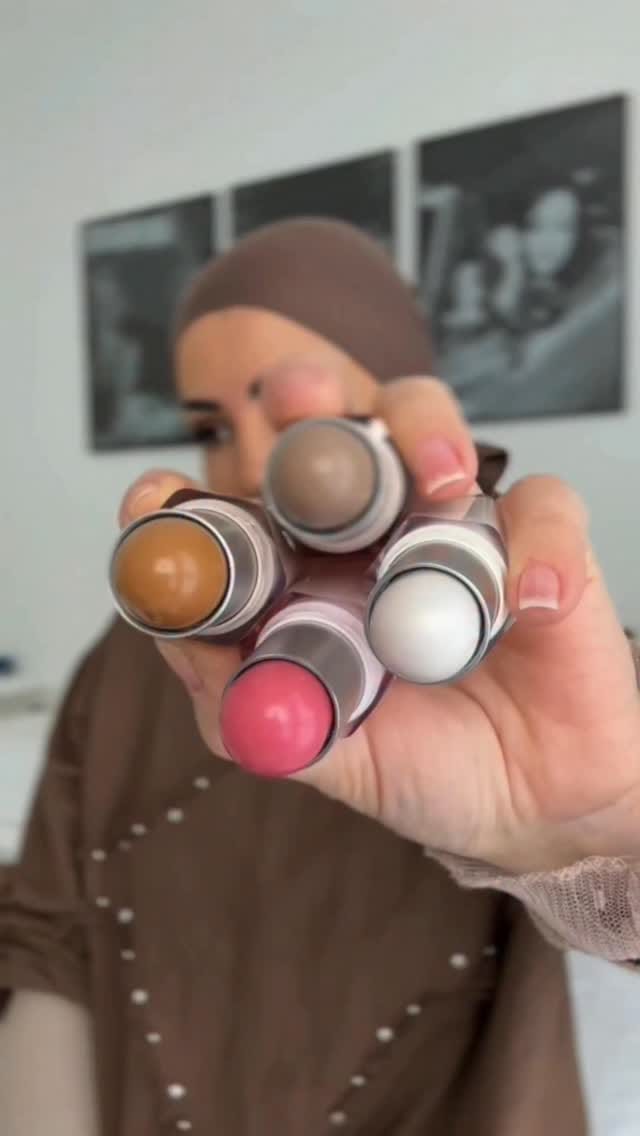 Post 2 by Rola Safar | رولا صفَر on Instagram (video)