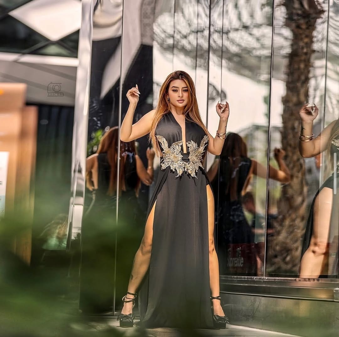 Post 2 by Dubai Photographer on Instagram (image)