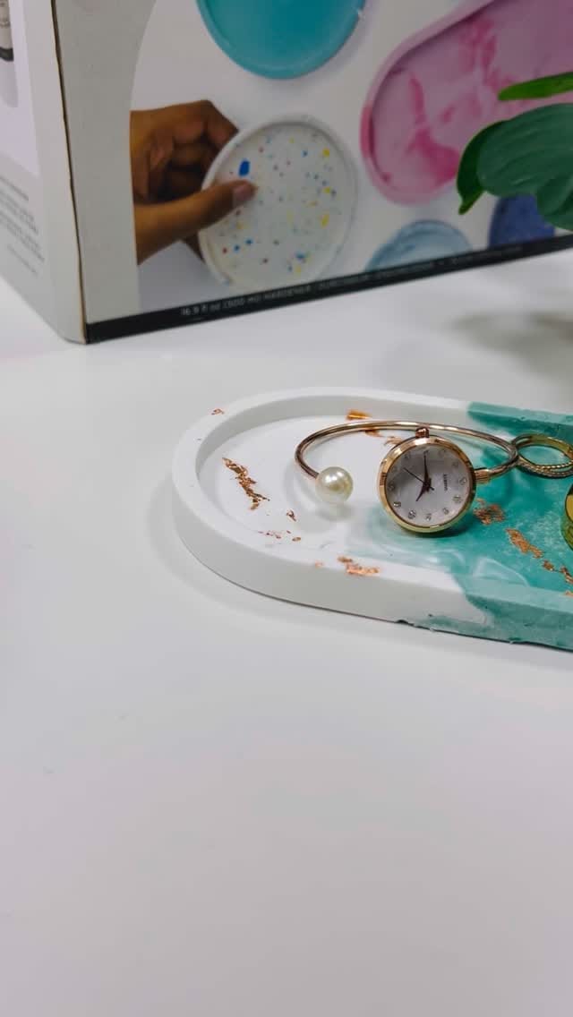 Post 8 by Creative Crafts DXB/ Cricut & Arts on Instagram (video)