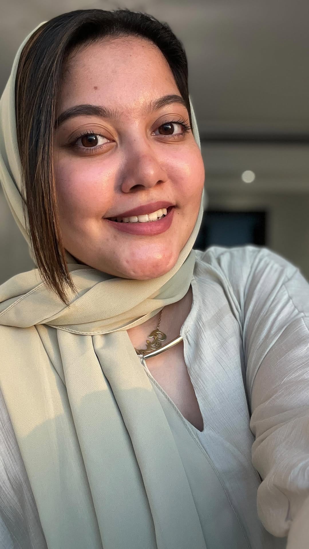 Post 9 by Nazila Amrin | Beauty Content Creator on Instagram (video)