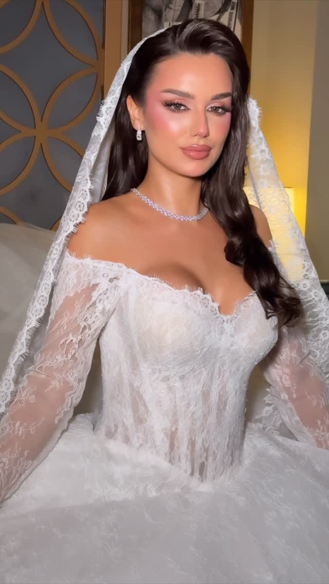 Post 7 by Lama on Instagram (video)