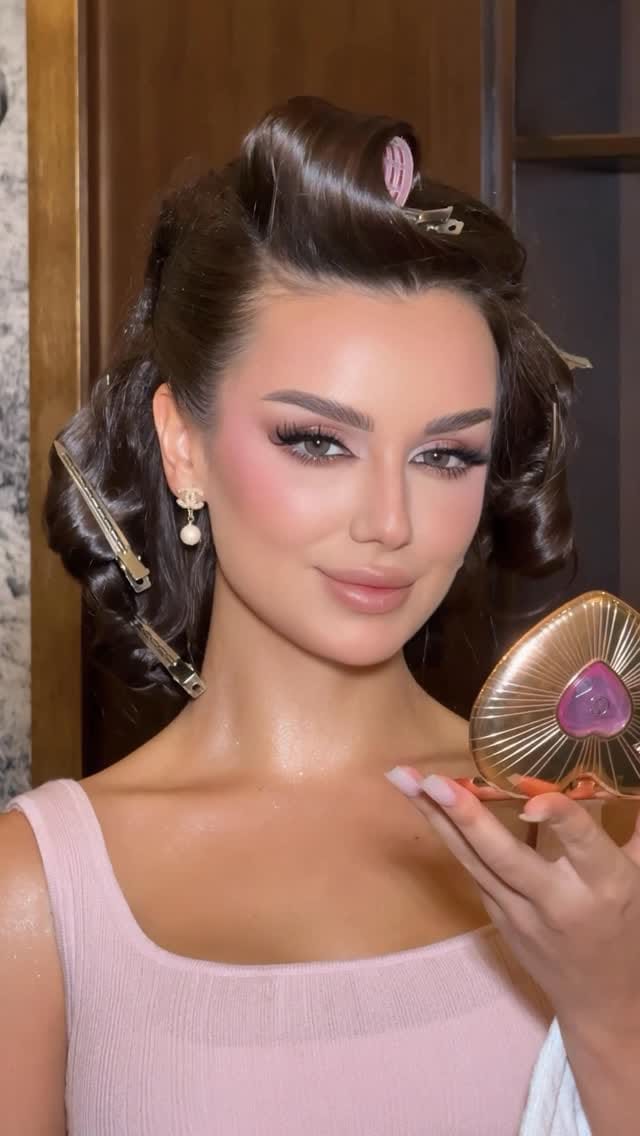 Post 3 by Lama on Instagram (video)
