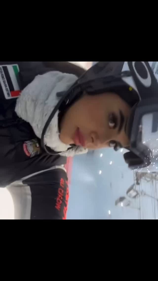 Post 3 by Hamda on Instagram (video)