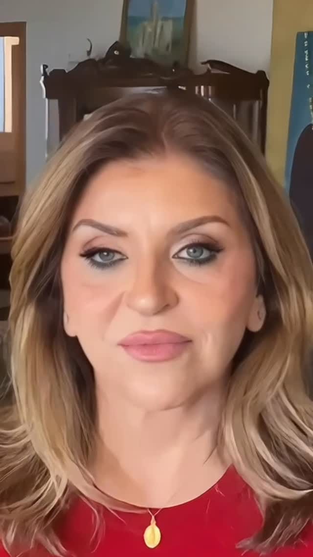 Post 2 by Clara Artinian on Instagram (video)