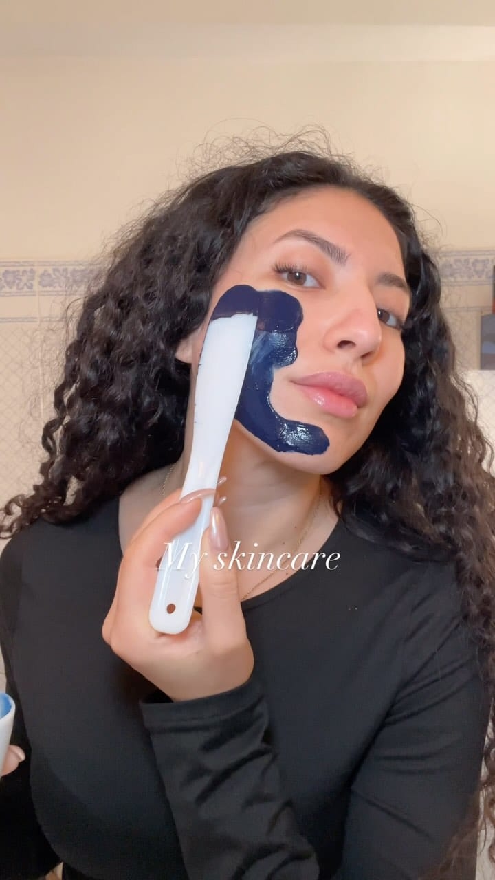 Post 8 by Kenza Guessous on Instagram (video)