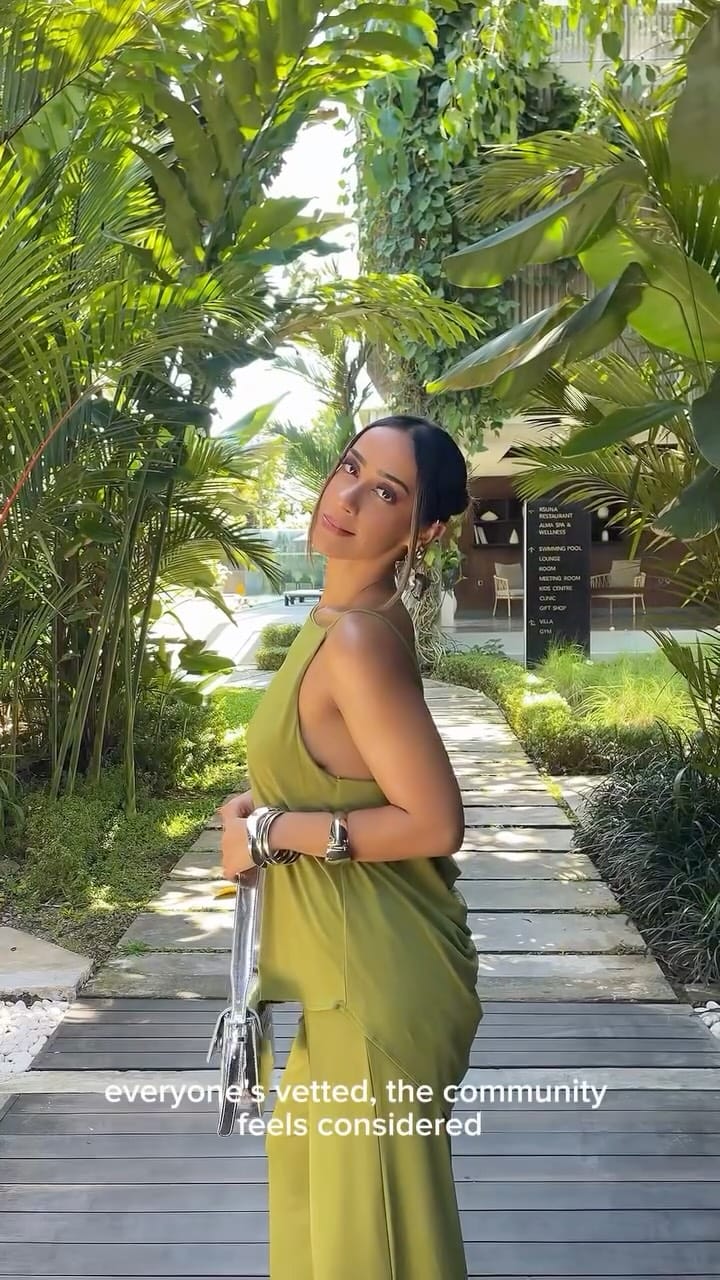 Post 4 by Shahreen Zahid | شاهرين زاهد on Instagram (video)