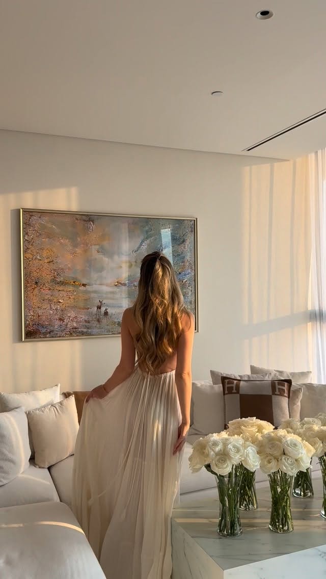 Post 1 by Madeline Mercedes on Instagram (video)