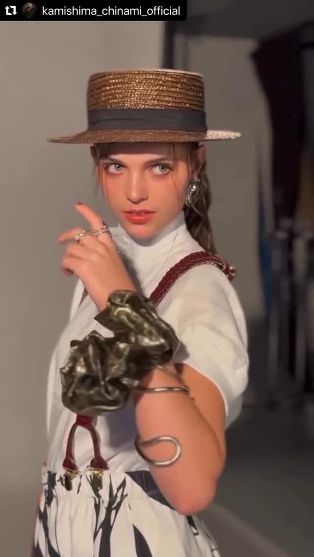 Post 6 by Natsumi Isobe 💅ネイルデザイナー natsumi🇯🇵🇫🇷🇮🇹🇺🇸🇬🇧 on Instagram (video)