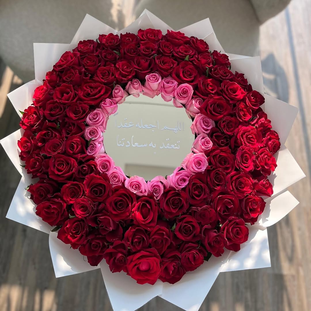 Post 6 by Le Royal Flowers & More on Instagram (carousel)