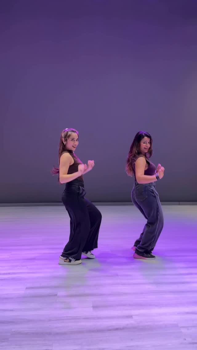 Post 7 by Pranali Khatawkar on Instagram (video)