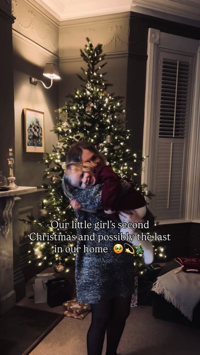 Post 7 by Lauren on Instagram (video)