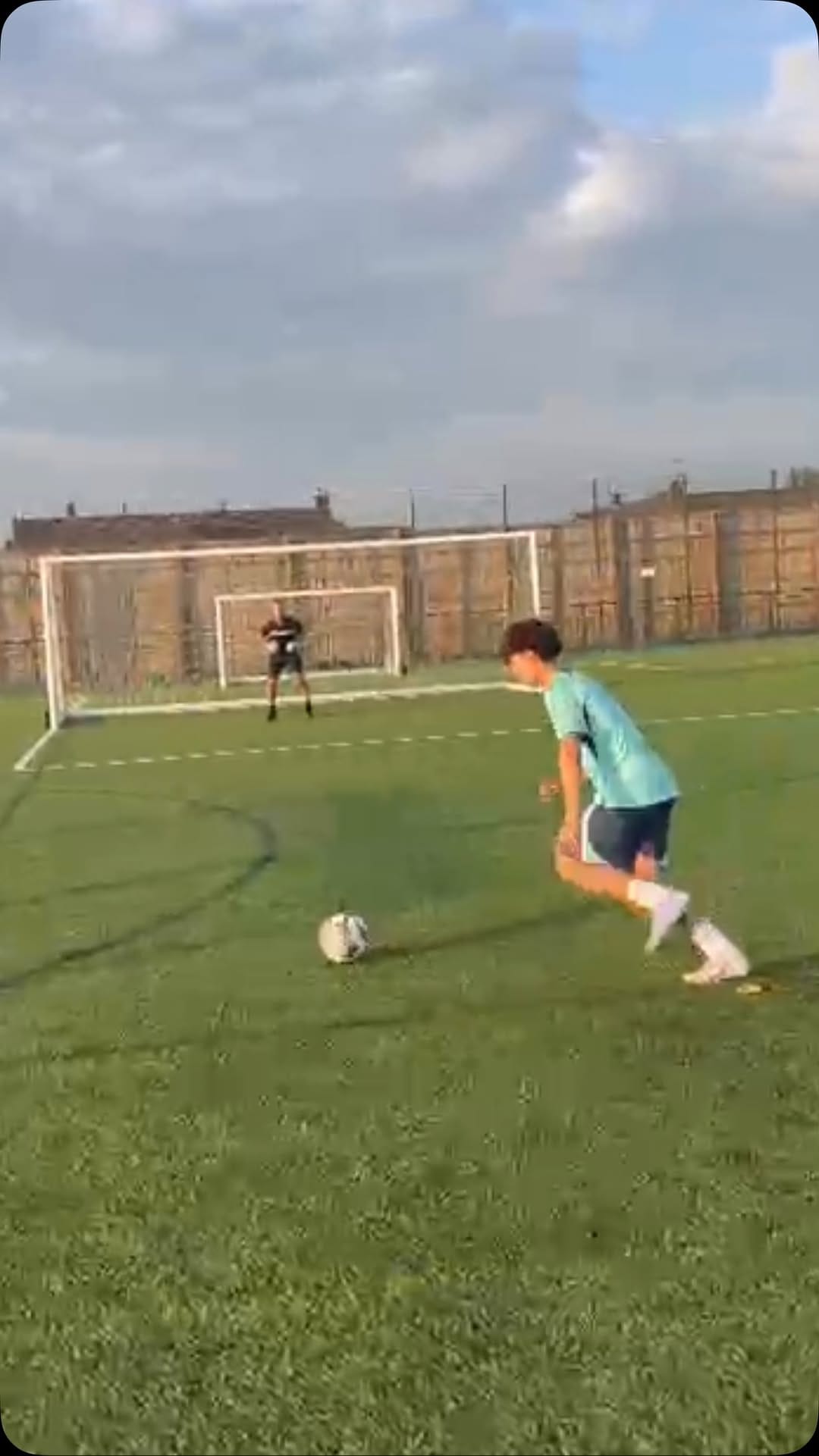 Post 6 by H A M Z A   S W E D  ⚽️  2010 on Instagram (video)