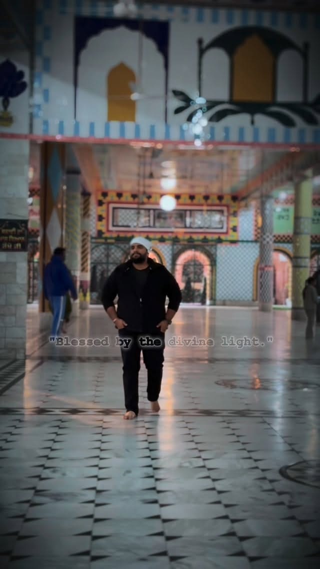 Post 1 by Kanik Chhabra on Instagram (video)