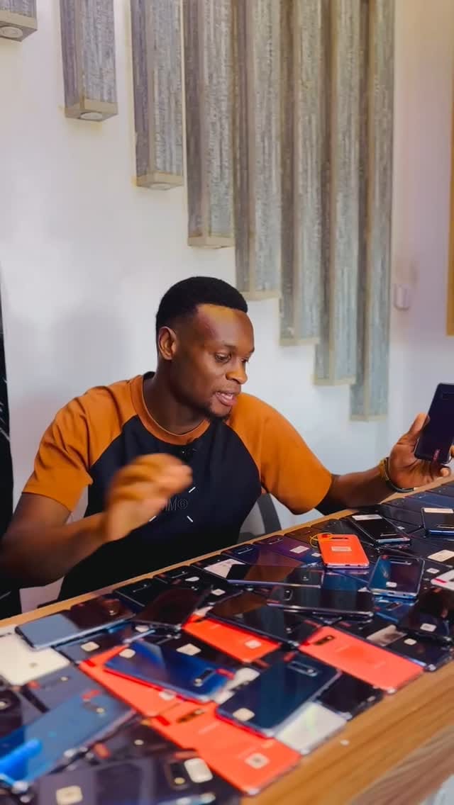 Post 8 by Iphone,Samsung,GooglePixel,Sony,Aqous,Redmi on Instagram (video)