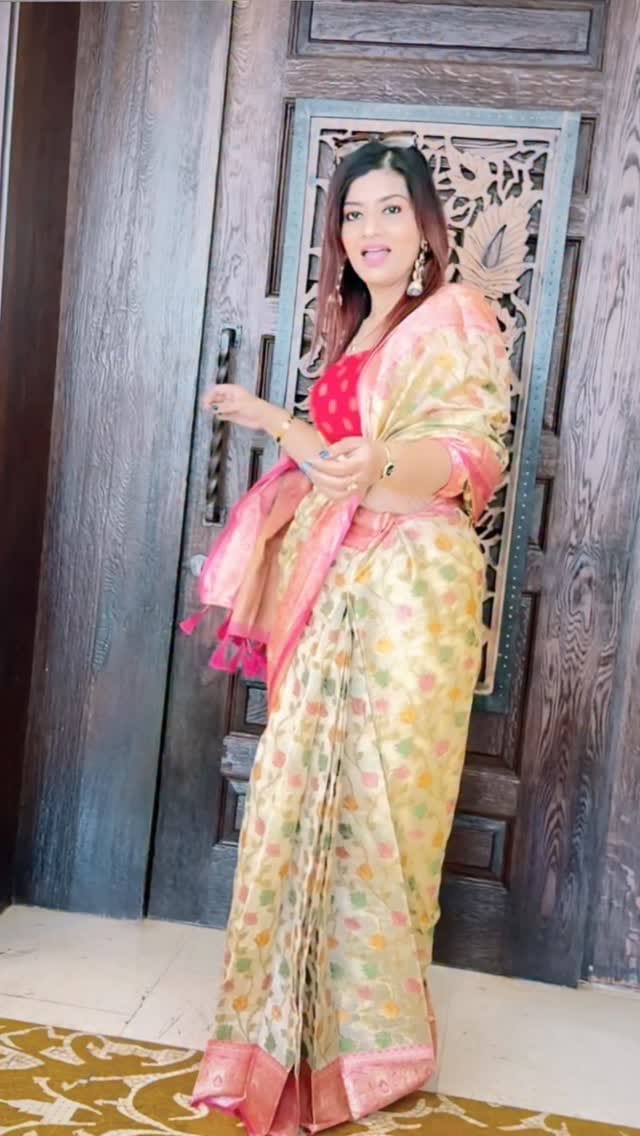 Post 9 by Asmita Agarwal | Dubai Blogger on Instagram (video)