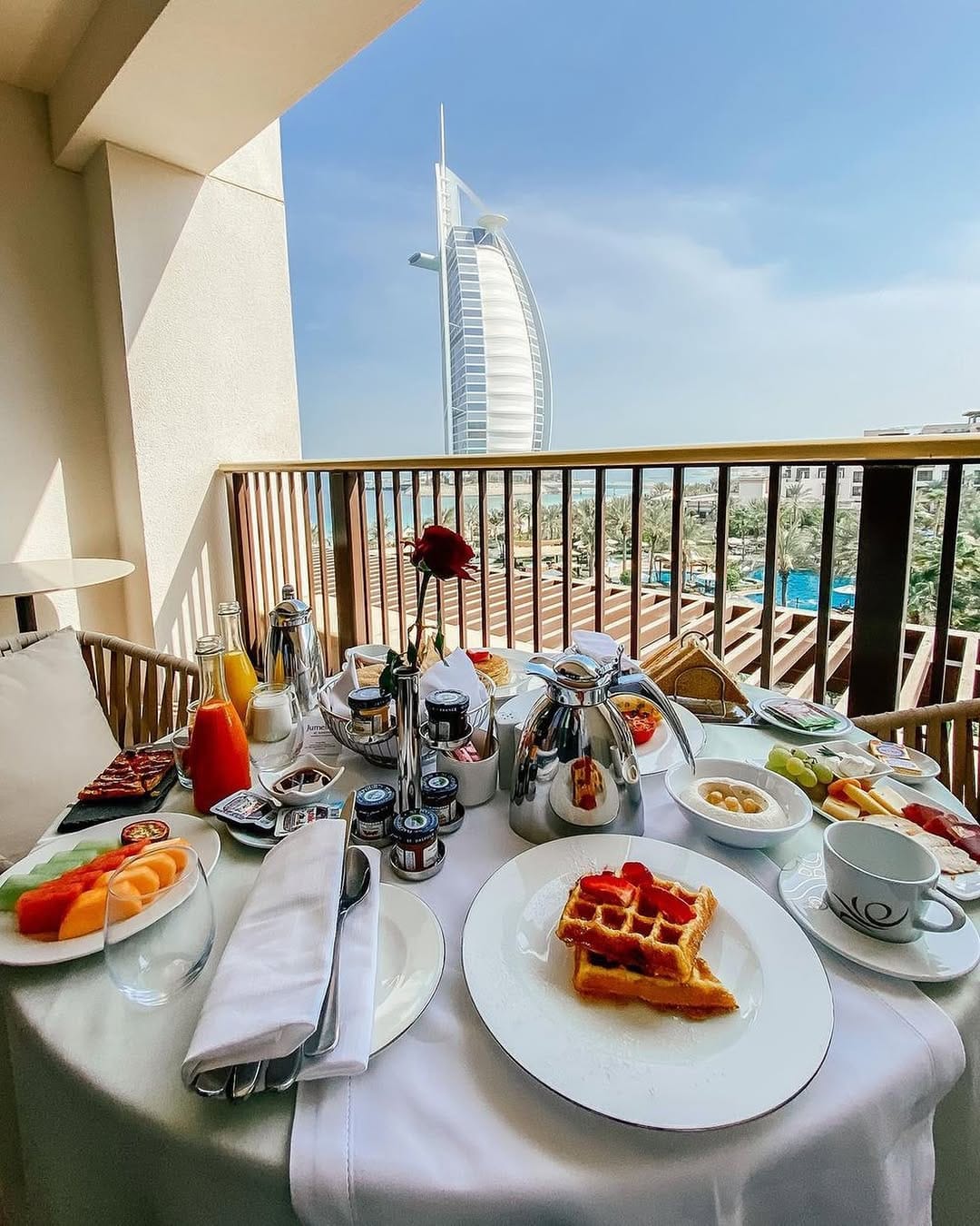 Post 2 by Visit Dubai Africa on Instagram (image)