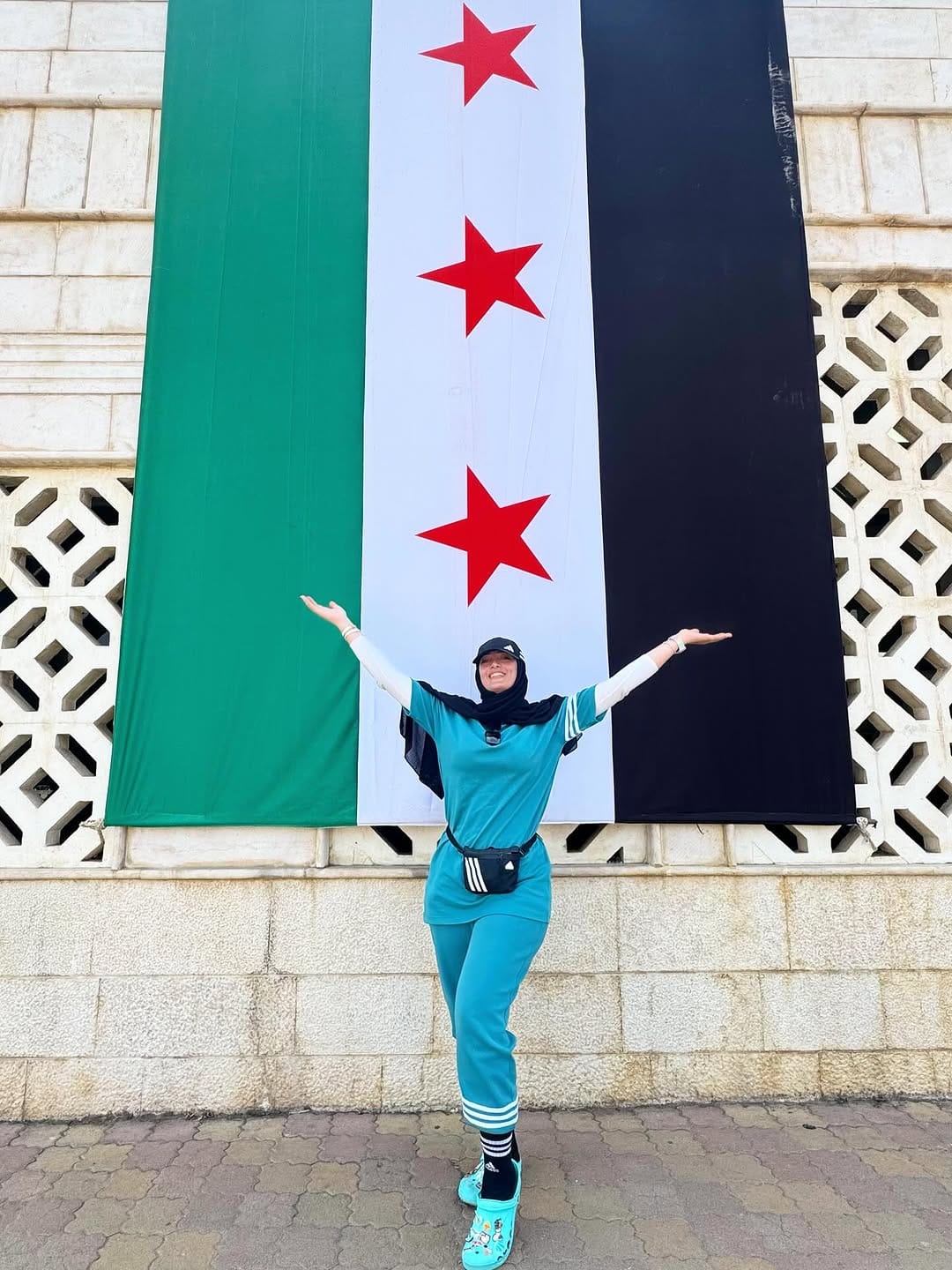 Post 8 by ﮼hind الساطي﮼ on Instagram (carousel)