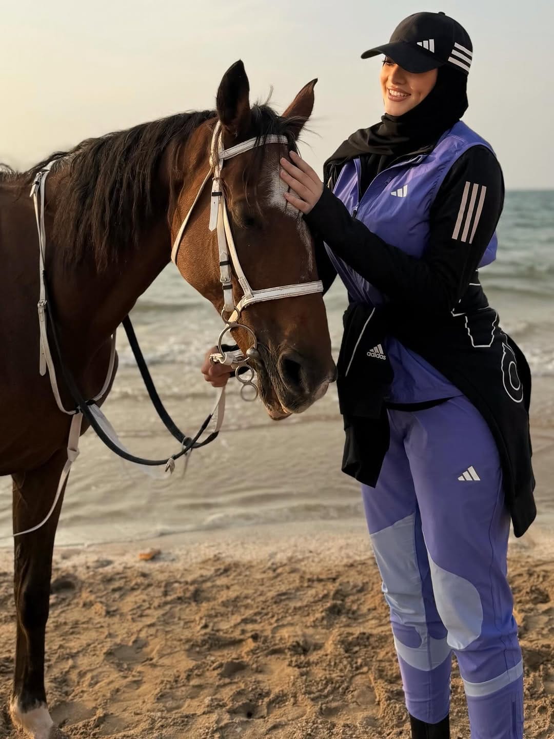 Post 1 by ﮼hind الساطي﮼ on Instagram (carousel)