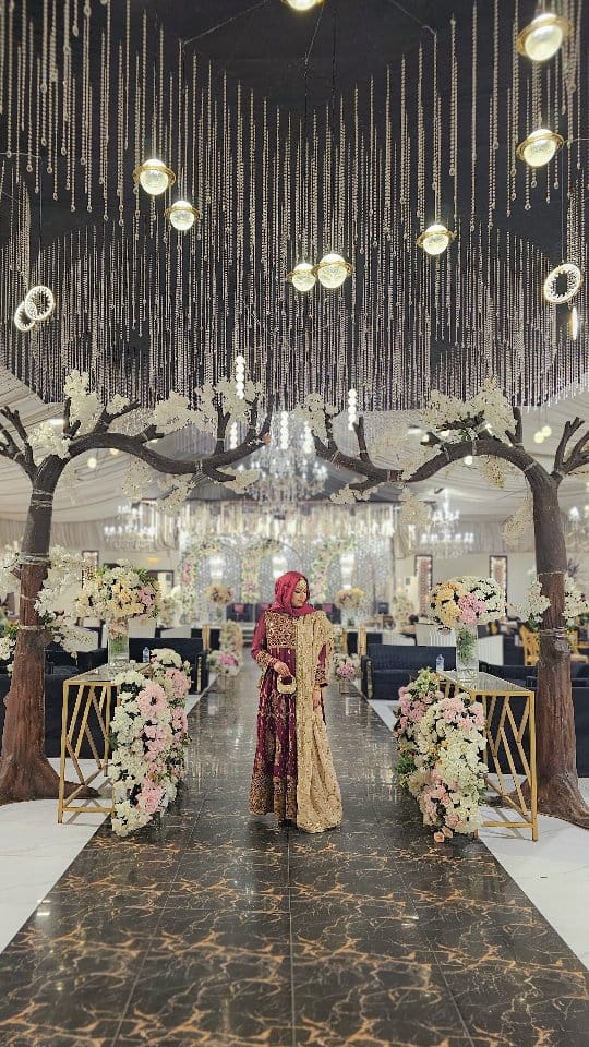 Post 6 by 𝐇IRA - Dubai | Travel & Fashion creator on Instagram (video)
