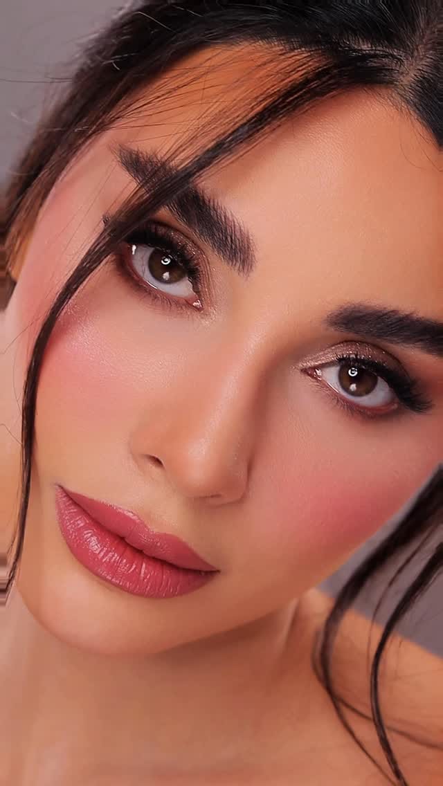 Post 4 by Sheyda Khalili on Instagram (video)