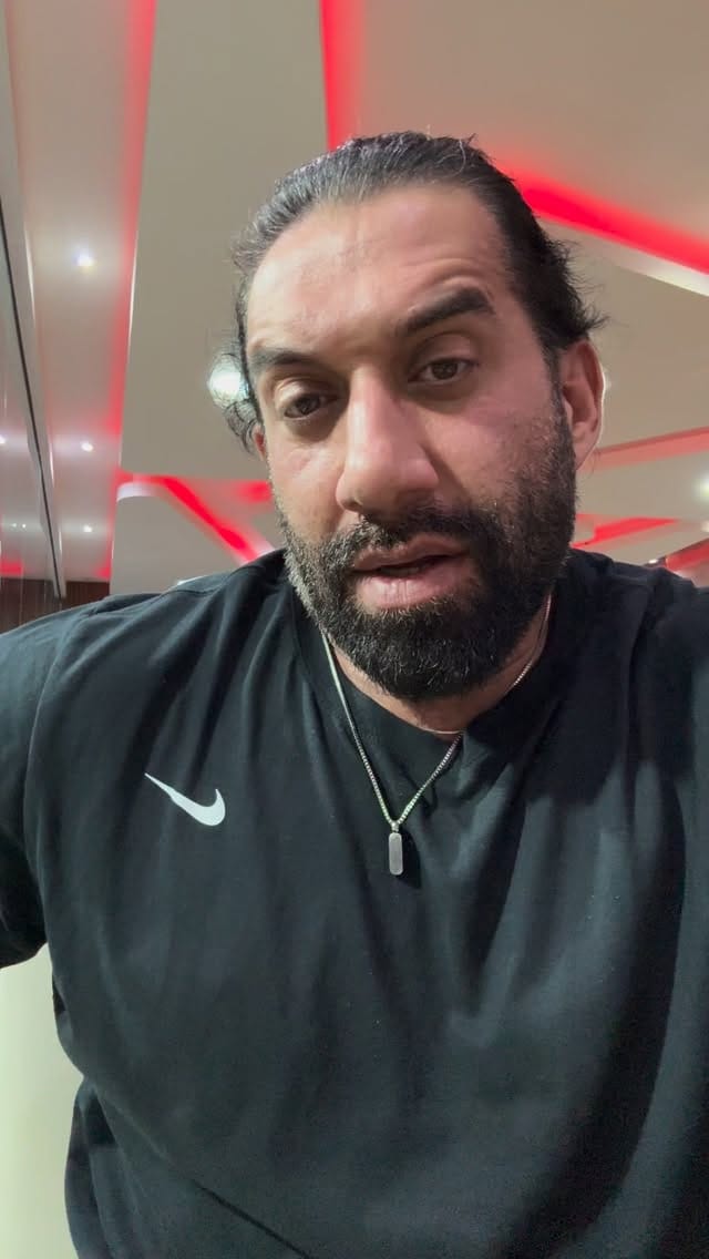 Post 2 by Pourya Kamani on Instagram (video)
