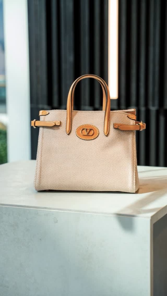 Post 5 by Luxury For Less on Instagram (video)