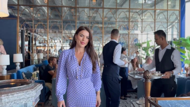 Post 6 by Alexandra Grigore on Instagram (carousel)
