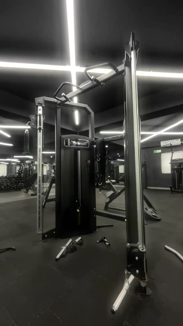 Post 8 by BullrocK Fitness ® on Instagram (video)