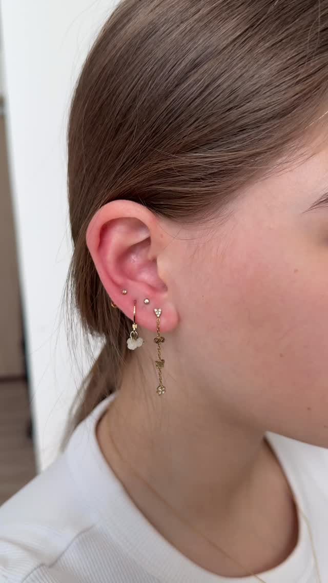 Post 7 by Piercing Service Dubai on Instagram (video)