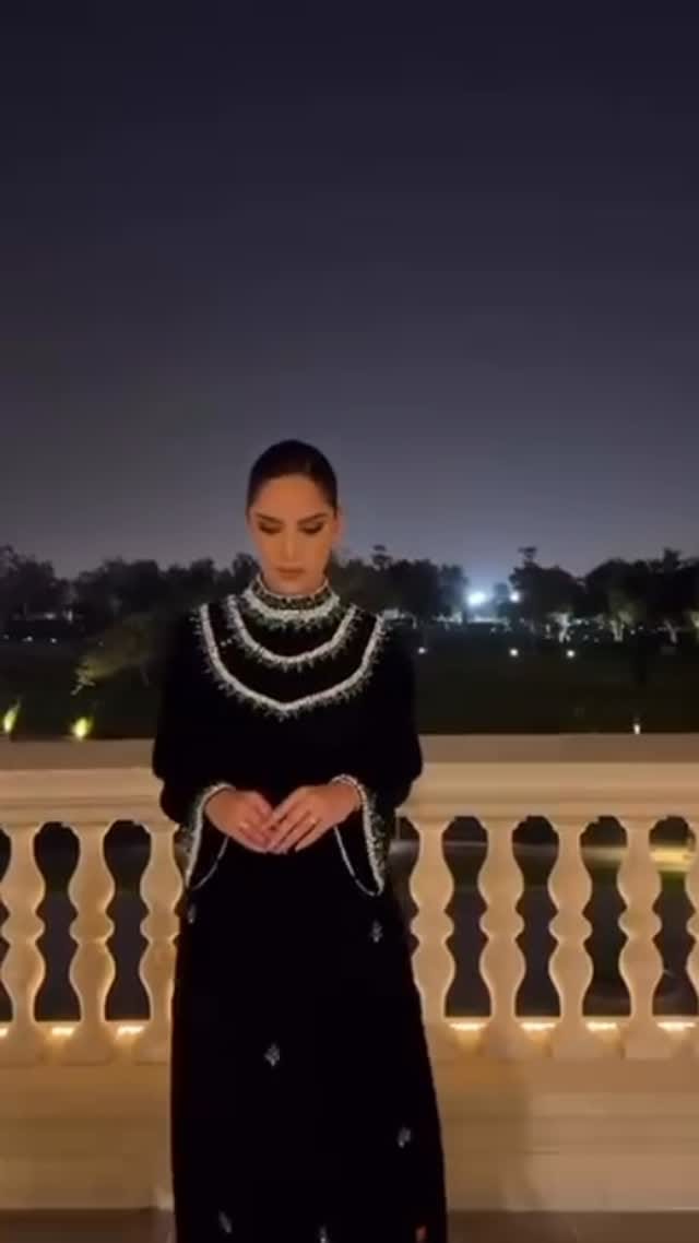 Post 4 by Luxury Abaya Designer Dubai | عباية دبي | Dubai Abaya Wholesale on Instagram (video)
