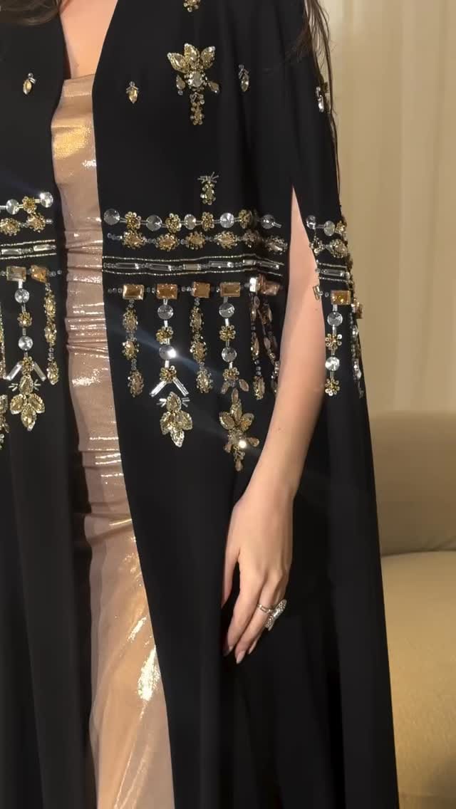 Post 2 by Luxury Abaya Designer Dubai | عباية دبي | Dubai Abaya Wholesale on Instagram (video)