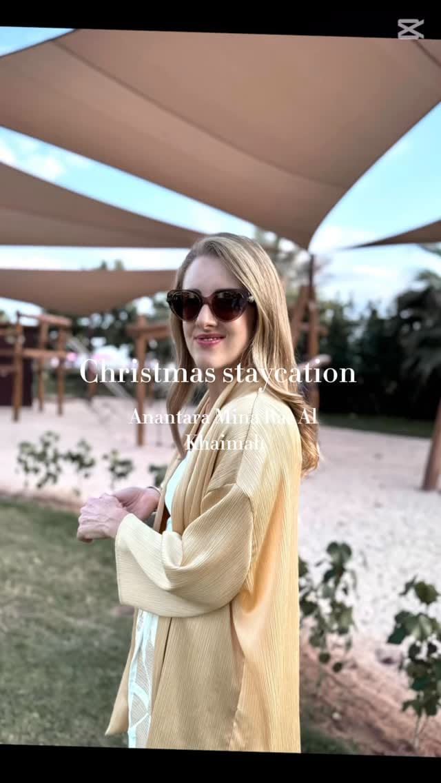 Post 2 by Jana Istenikova on Instagram (video)