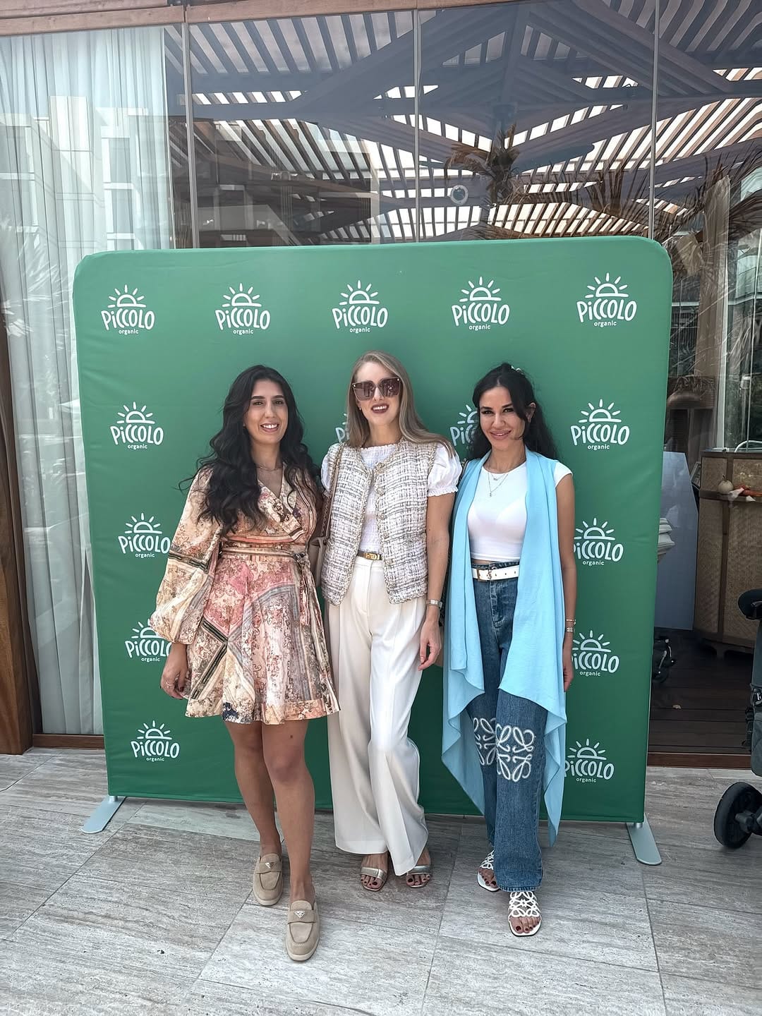 Post 7 by Jana Istenikova on Instagram (carousel)