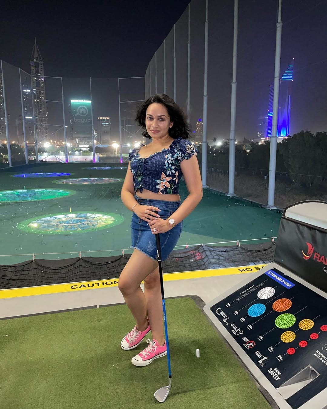 Post 7 by H A R S H I | DUBAI INFLUENCER 💎 on Instagram (carousel)