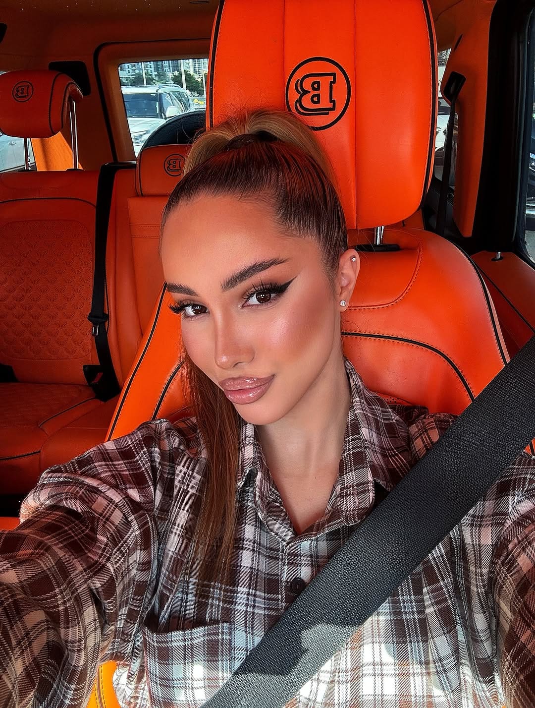 Post 5 by Makeup Artist Dubai💄Визажист Дубай | Обучение макияжу | Крым on Instagram (image)