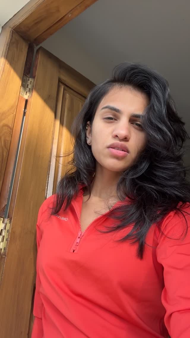 Post 2 by Namitha Vinayakumar🫧 on Instagram (video)