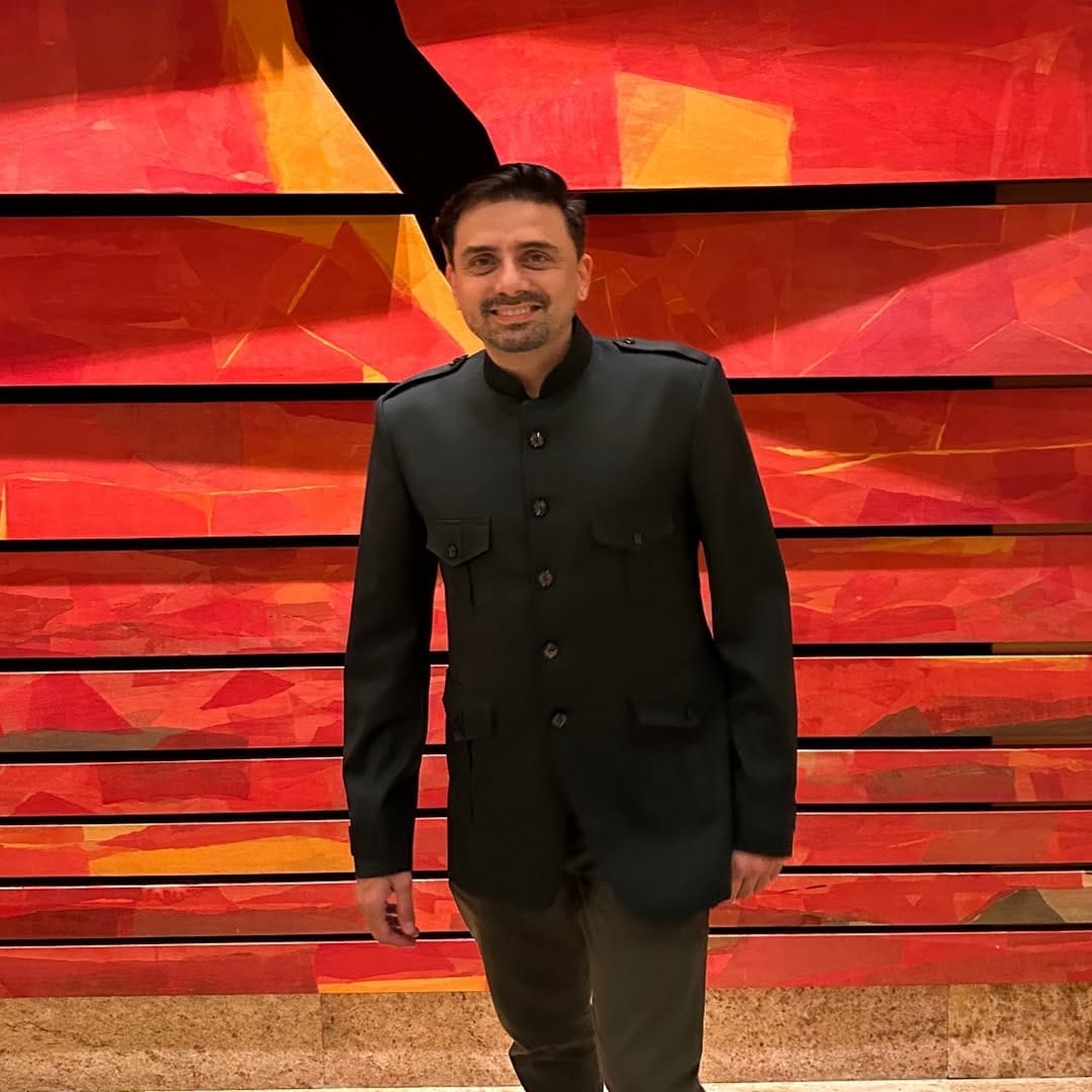 Post 7 by Ronak Kotecha Dubai on Instagram (carousel)