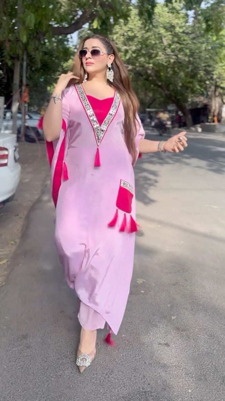 Post 10 by Guneet Kaur on Instagram (video)