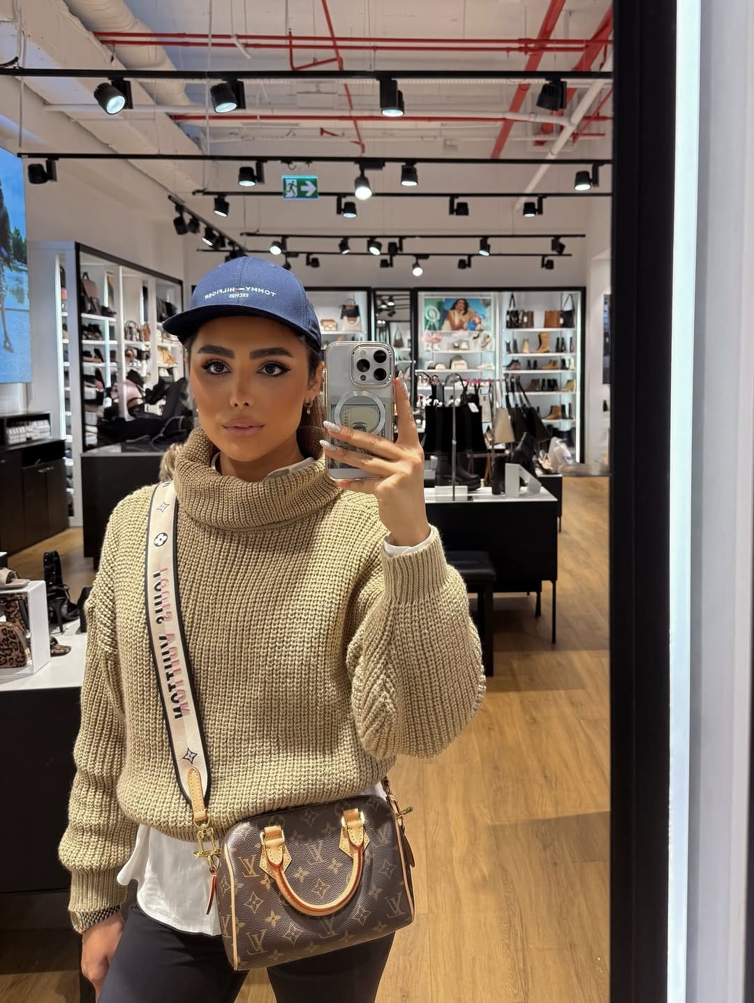 Post 4 by Sadaf Derakhshan on Instagram (carousel)