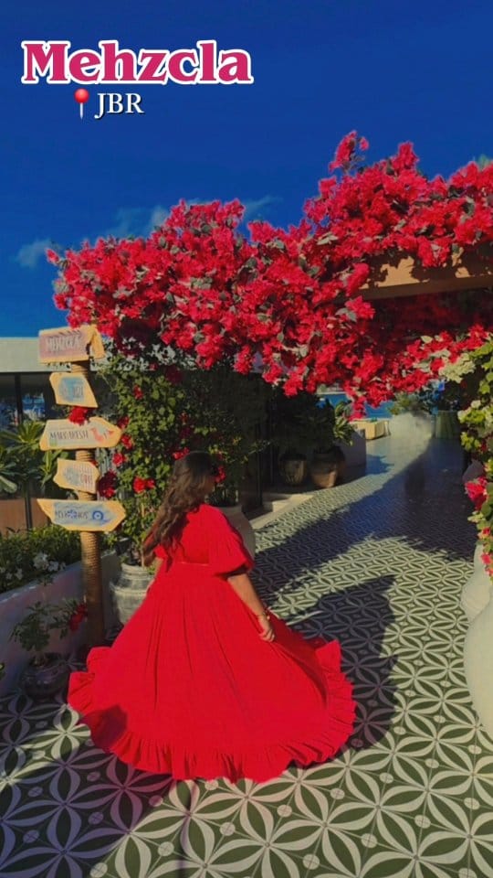 Post 7 by زارا 🧿 on Instagram (video)