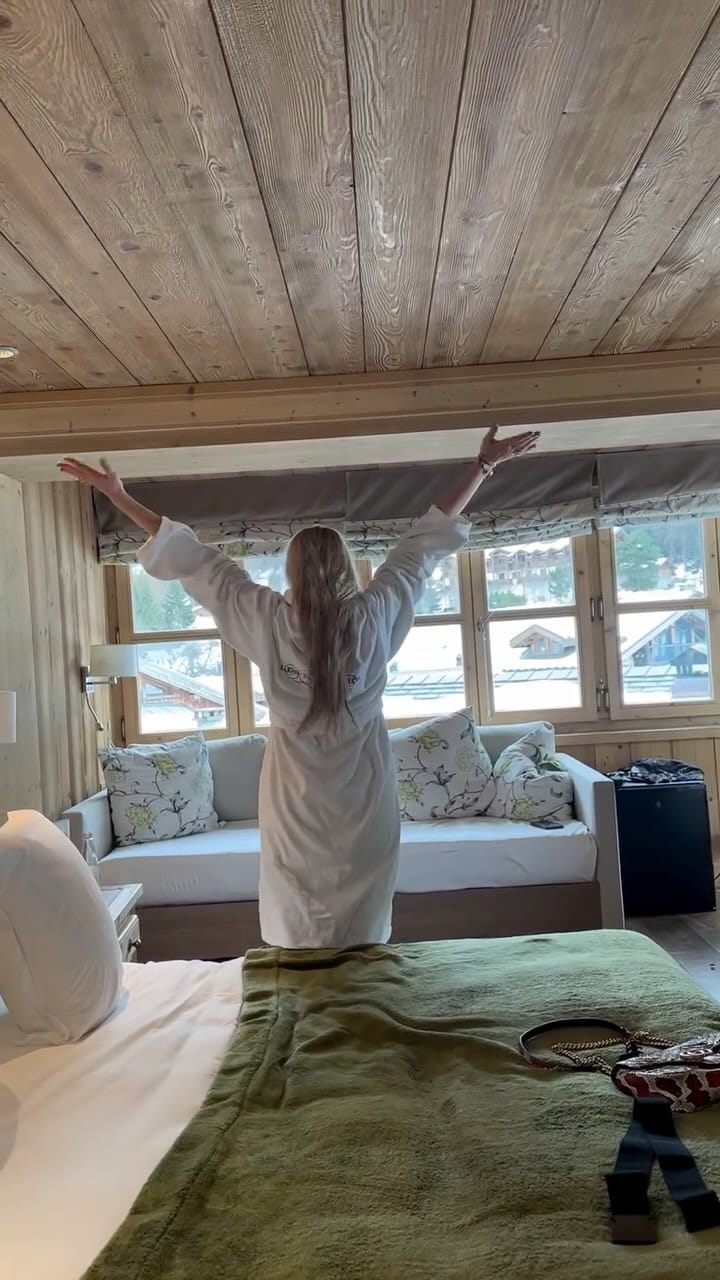 Post 7 by 👑Anzhelika Kostina on Instagram (video)